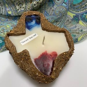 Texas sand candle with quartz crystals